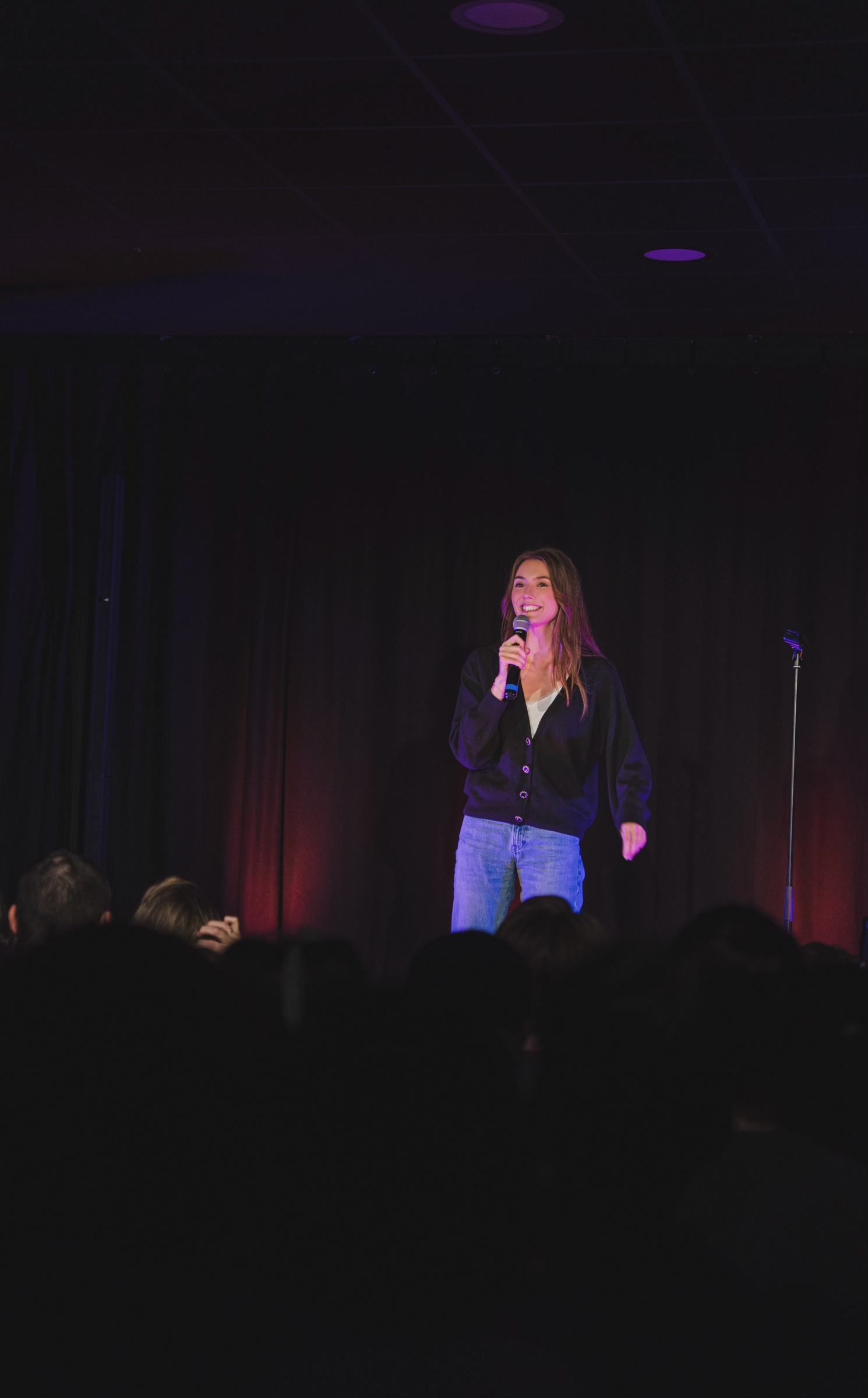 Scène stand-up specimen